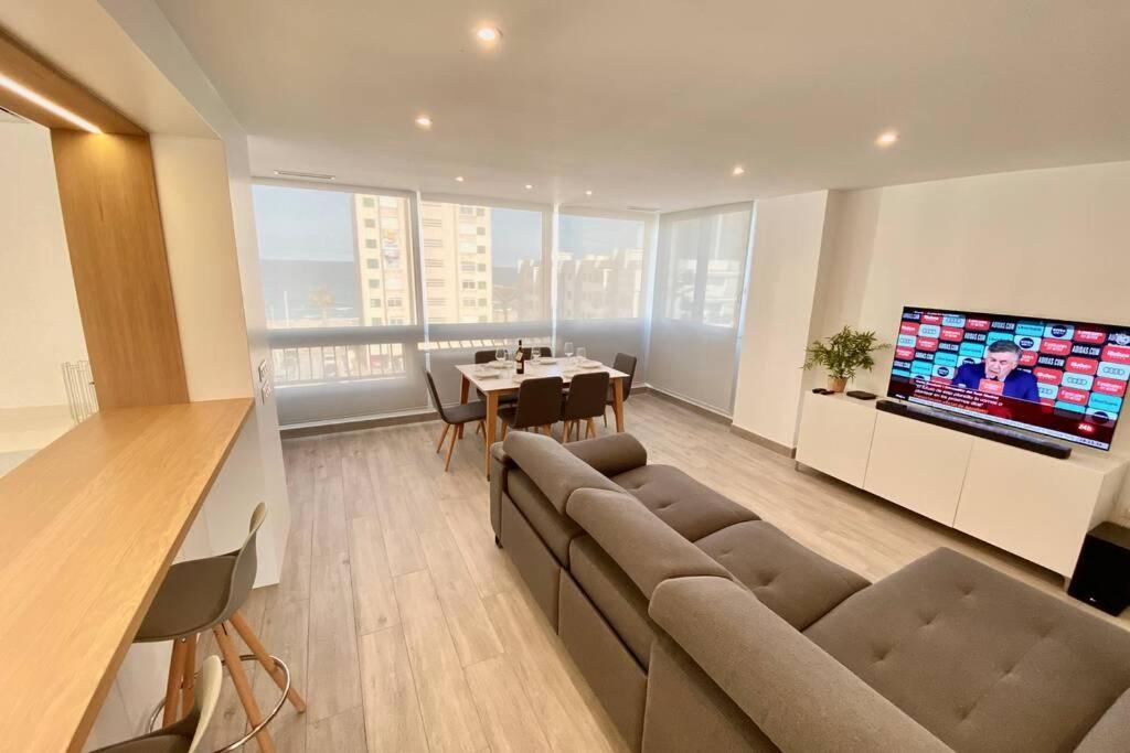 Central Modern Apartment 3 Bed 2 Bath El Campello Buitenkant foto