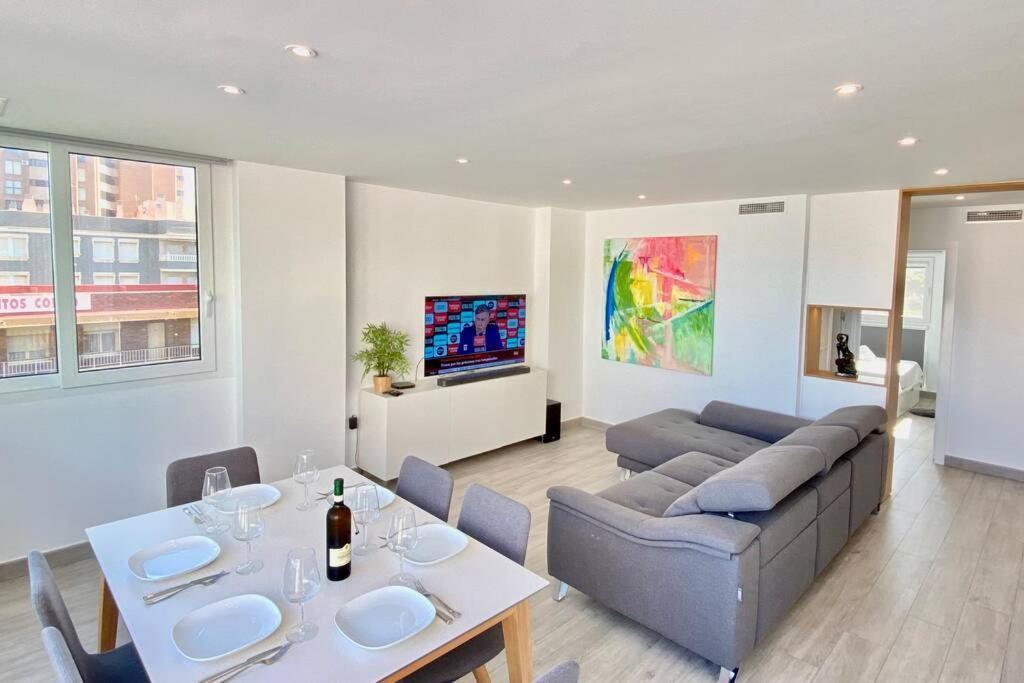 Central Modern Apartment 3 Bed 2 Bath El Campello Buitenkant foto